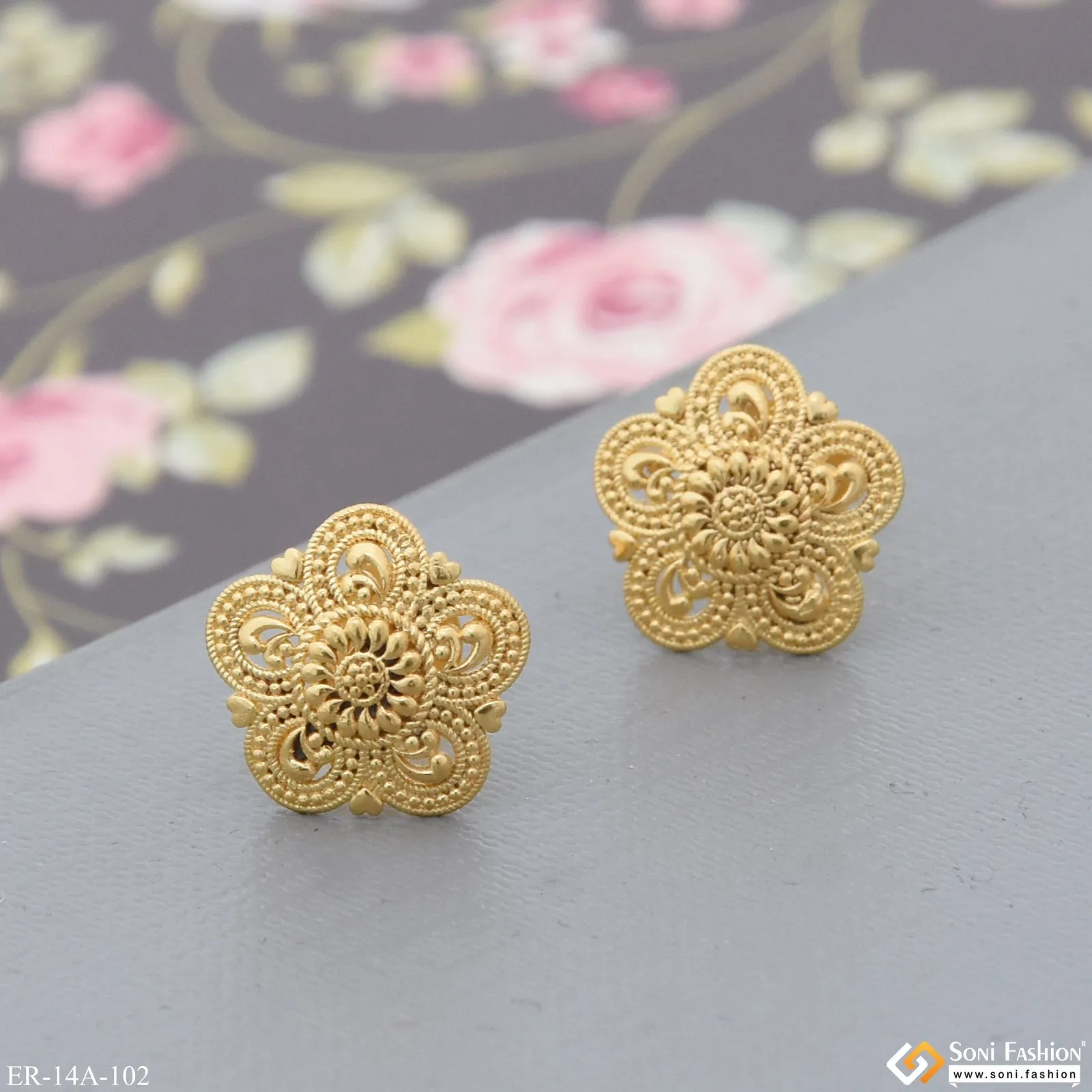 1 Gram Gold Plated Brilliant Design Earrings for Ladies - Style A102