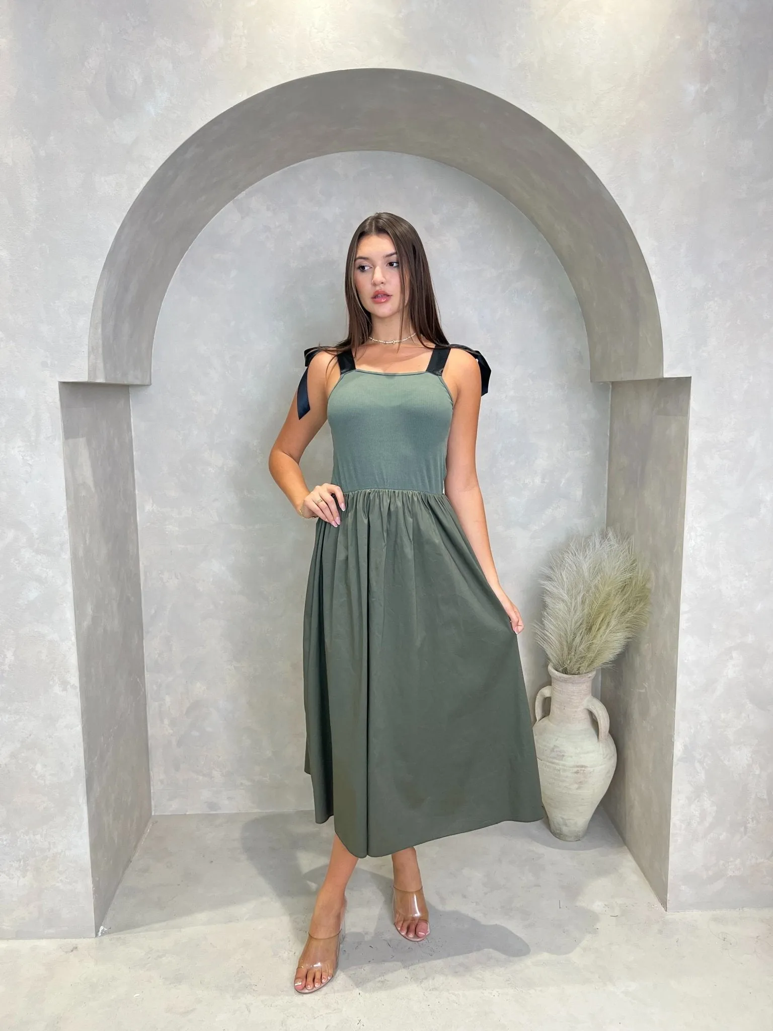 Puff Tie Shoulder Midi Dress