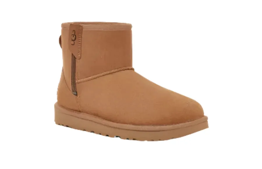 WOMEN'S UGG CLASSIC MINI BAILEY ZIP BOOT | CHESTNUT