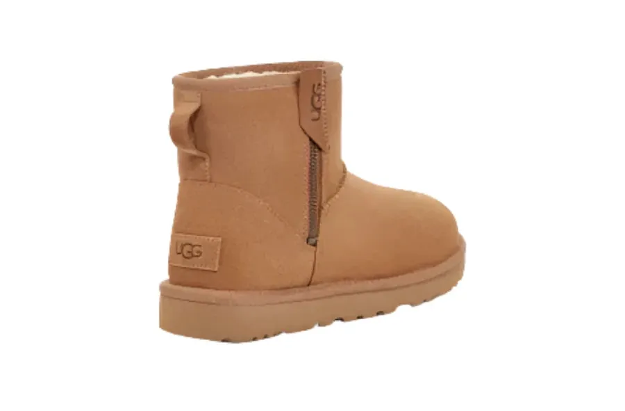 WOMEN'S UGG CLASSIC MINI BAILEY ZIP BOOT | CHESTNUT